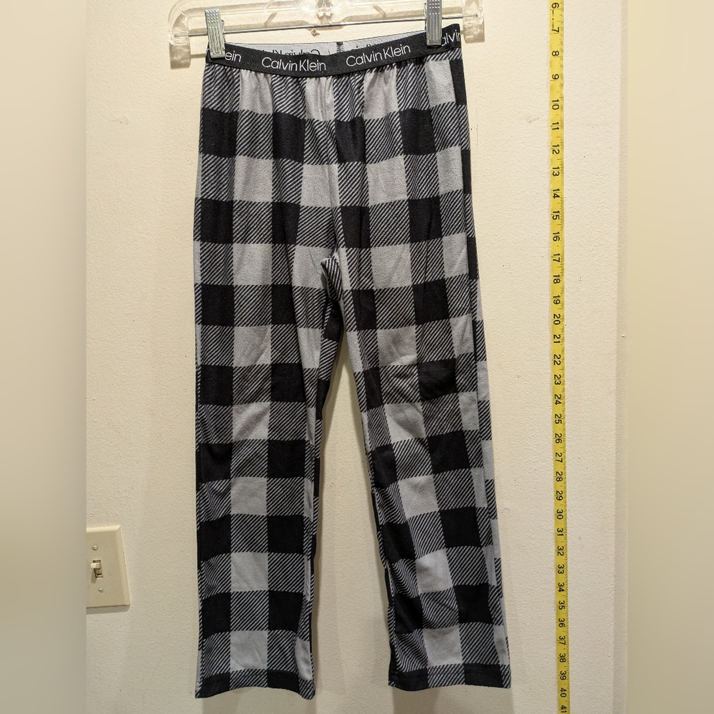 Calvin Klein Black and White Checkered Lounge Pajama Size Medium 7/8